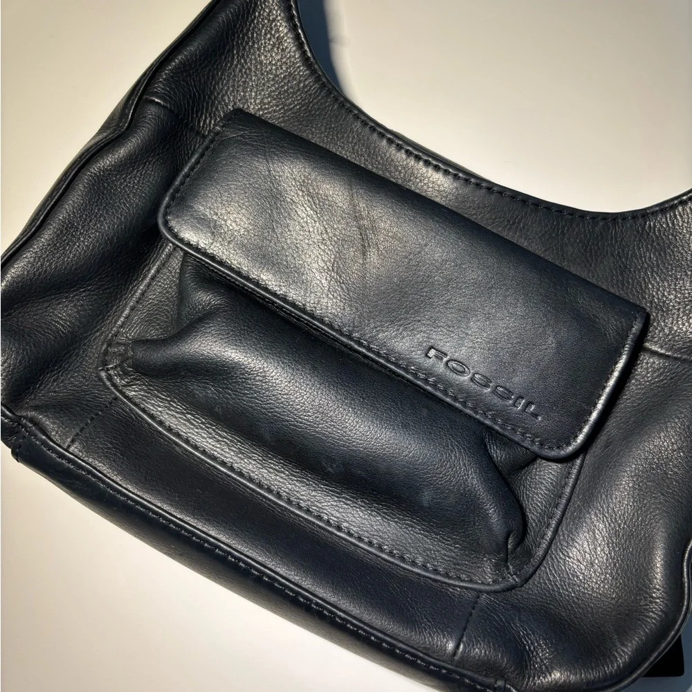 Fossil Black Purse - Picture 3 of 14